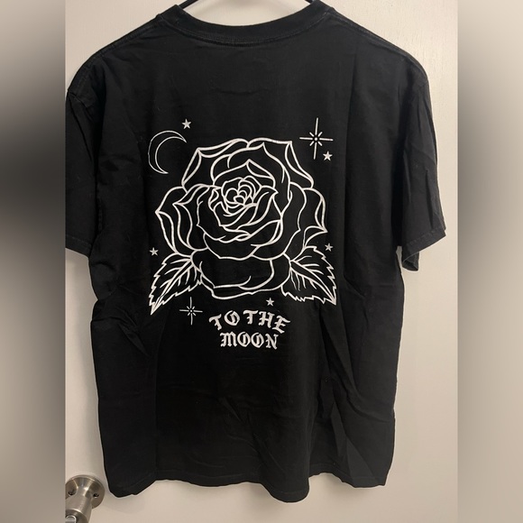 2 yourstruly to the moon t-shirts - Picture 5 of 6